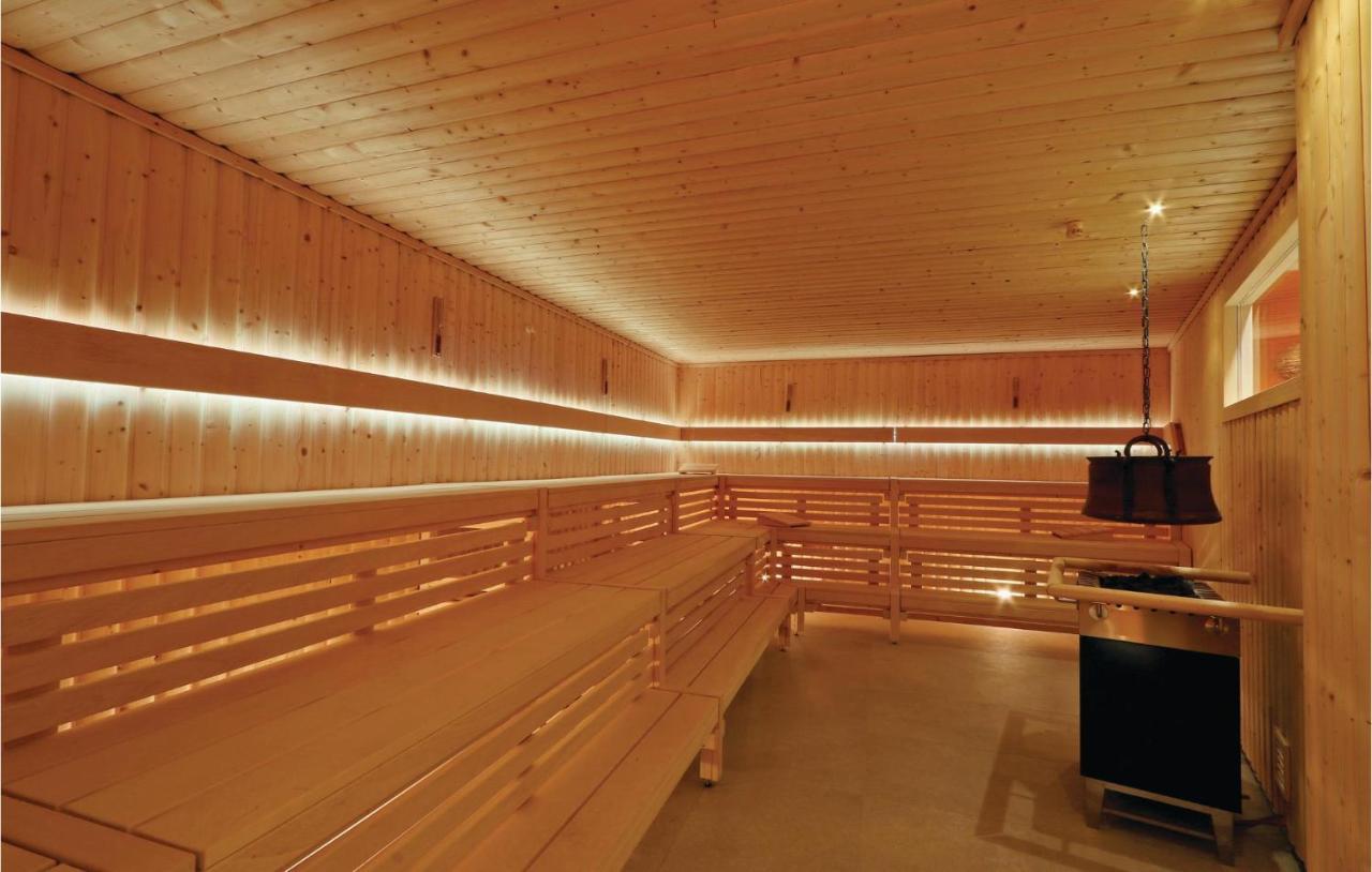 Amazing Apartment In Luebeck Travemuende With Sauna Esterno foto